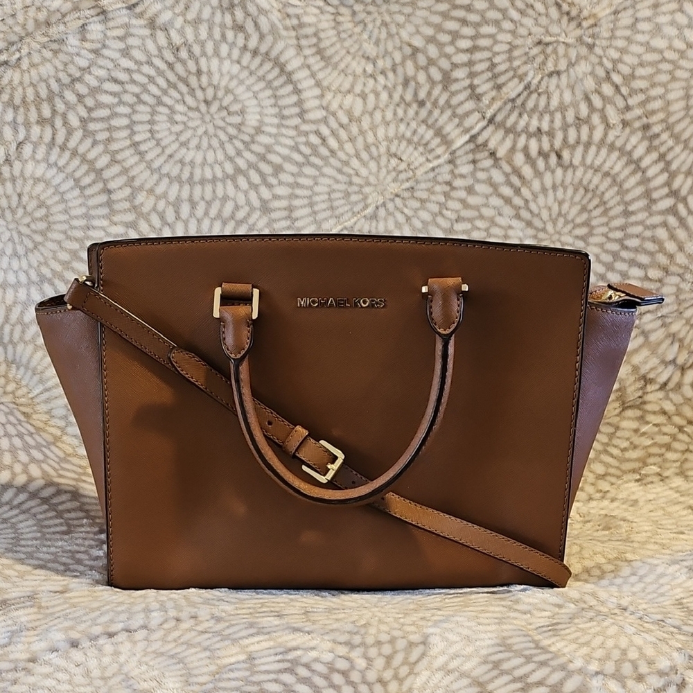 MICHAEL Michael Kors Brown Crossbody Bag with Gold Accents